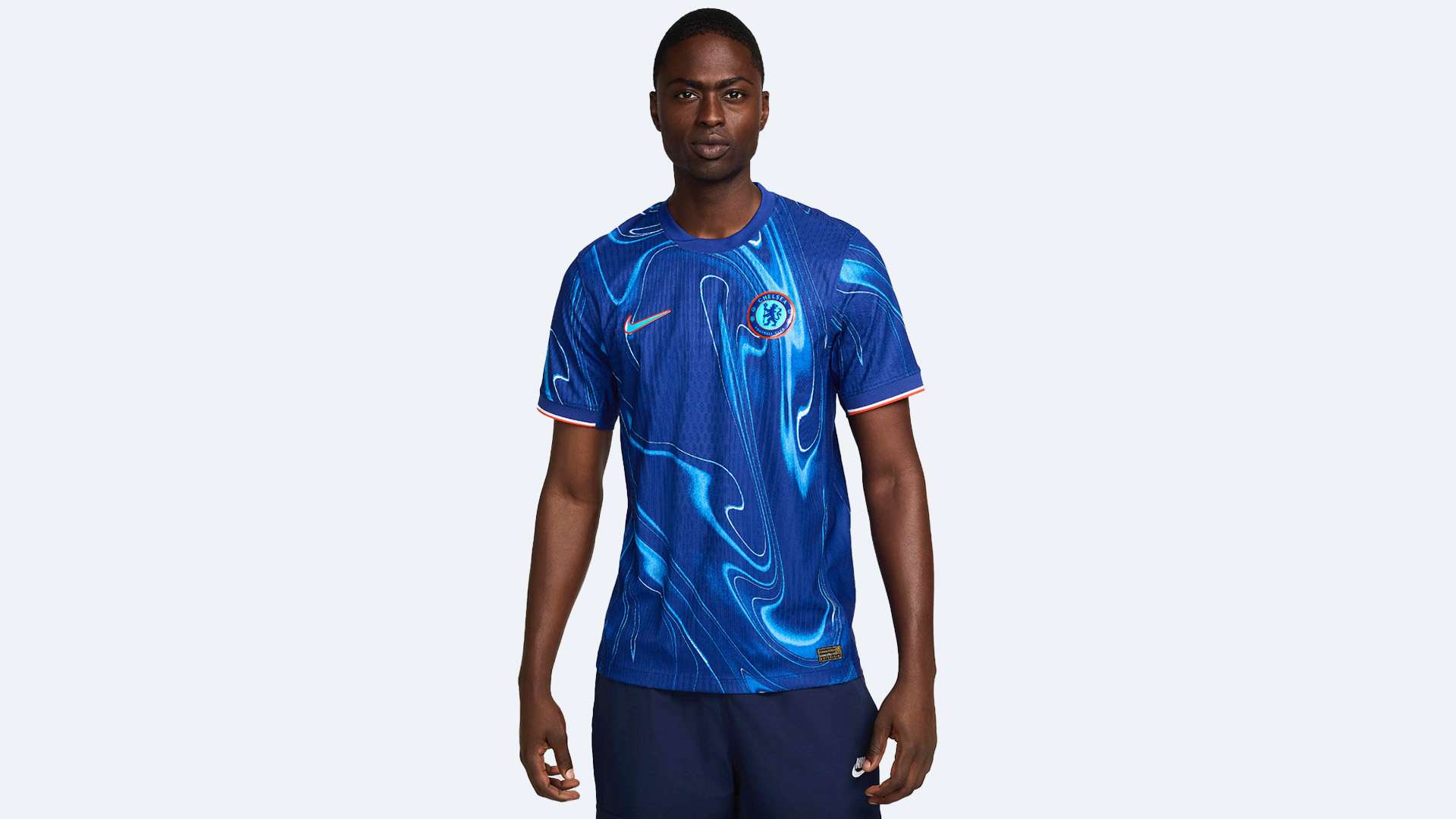 也彰显了足 也彰显了足