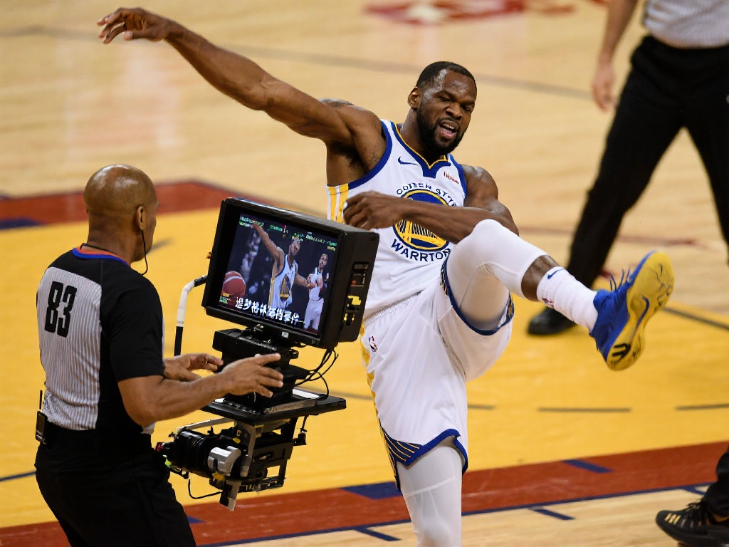 以劲爆的扣 以劲爆的扣